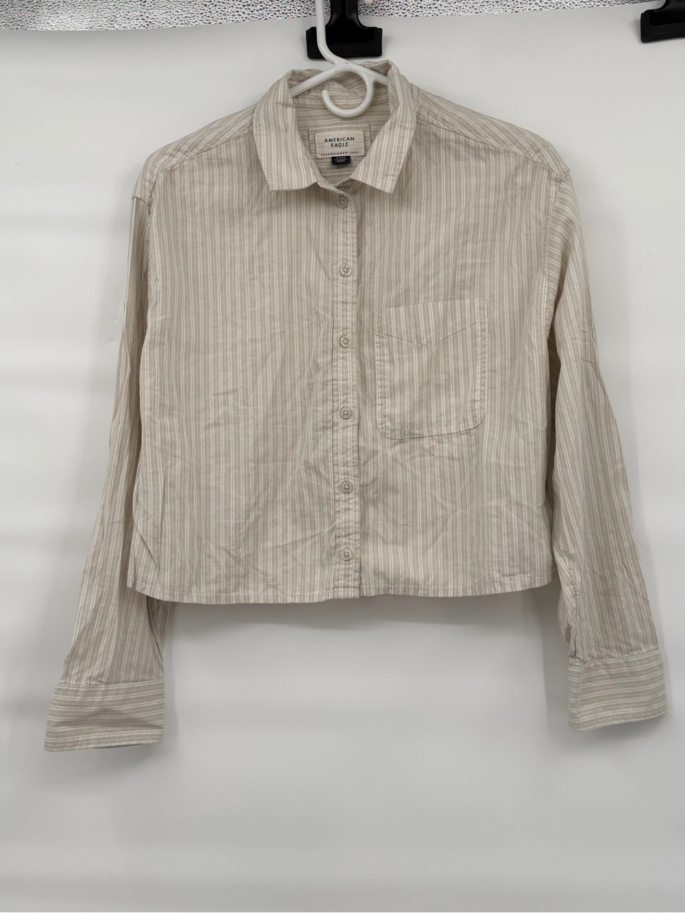 American Eagle cotton white tan stripe cropped button up long sleeve shirt